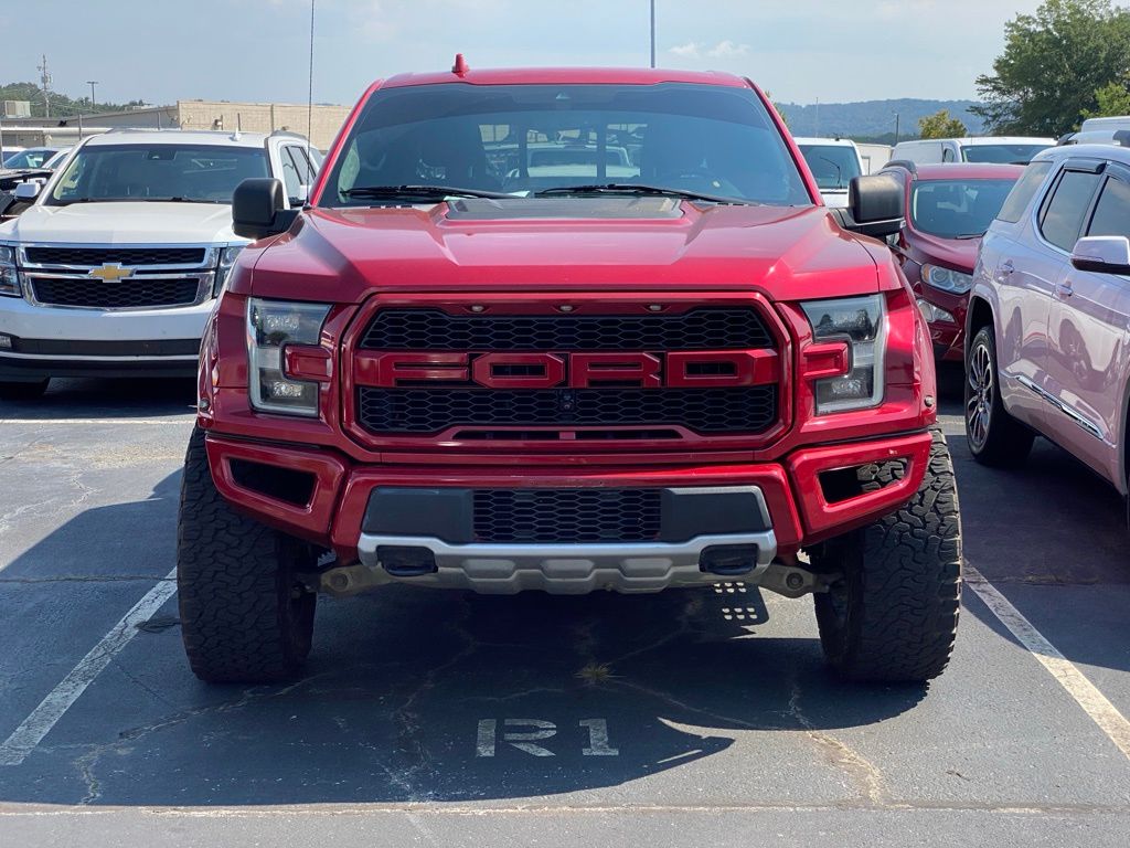 2020 Ford F-150 Raptor photo 2