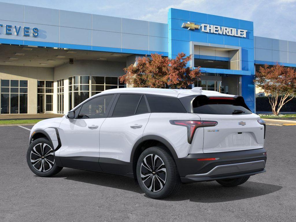 2025 Chevrolet Blazer EV photo 3