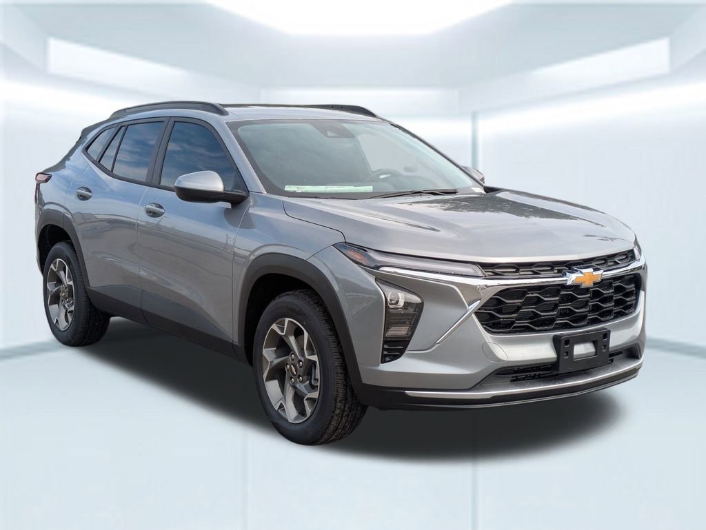 2026 Chevrolet Trax LT photo 4