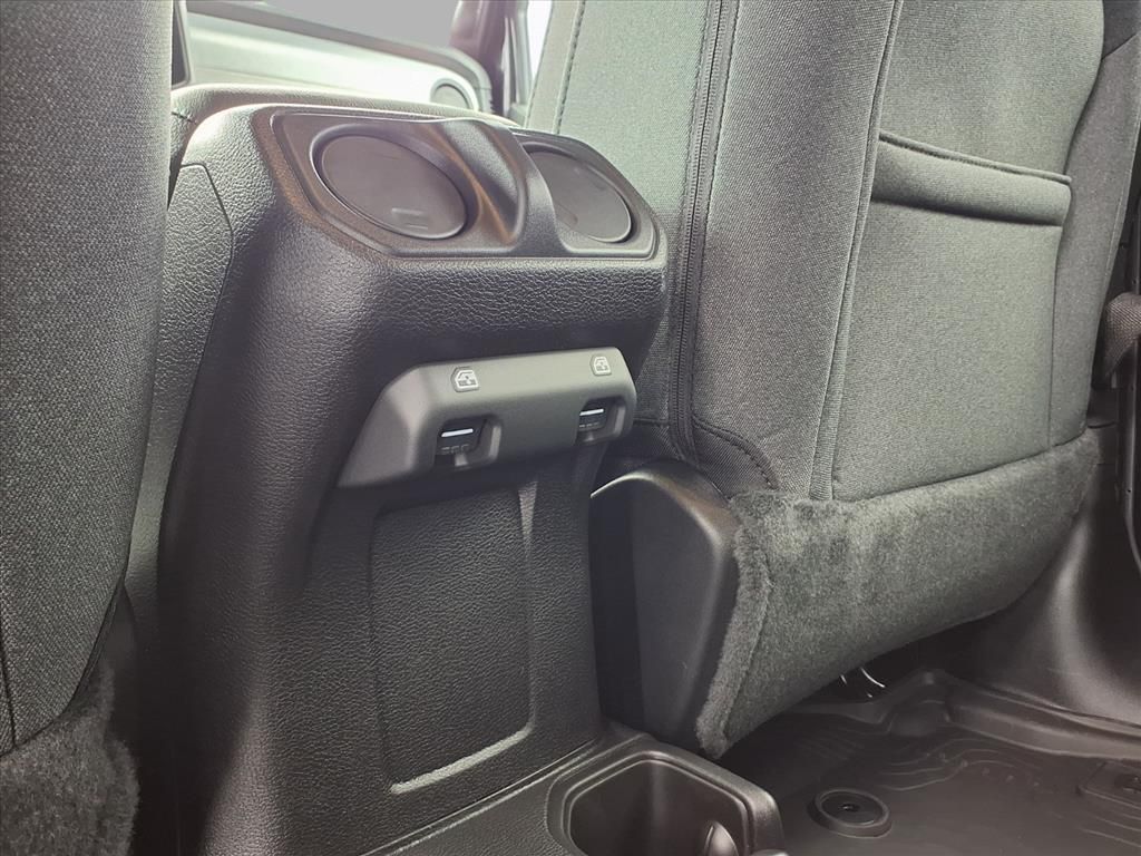 2025 Jeep Wrangler Sport S photo 21