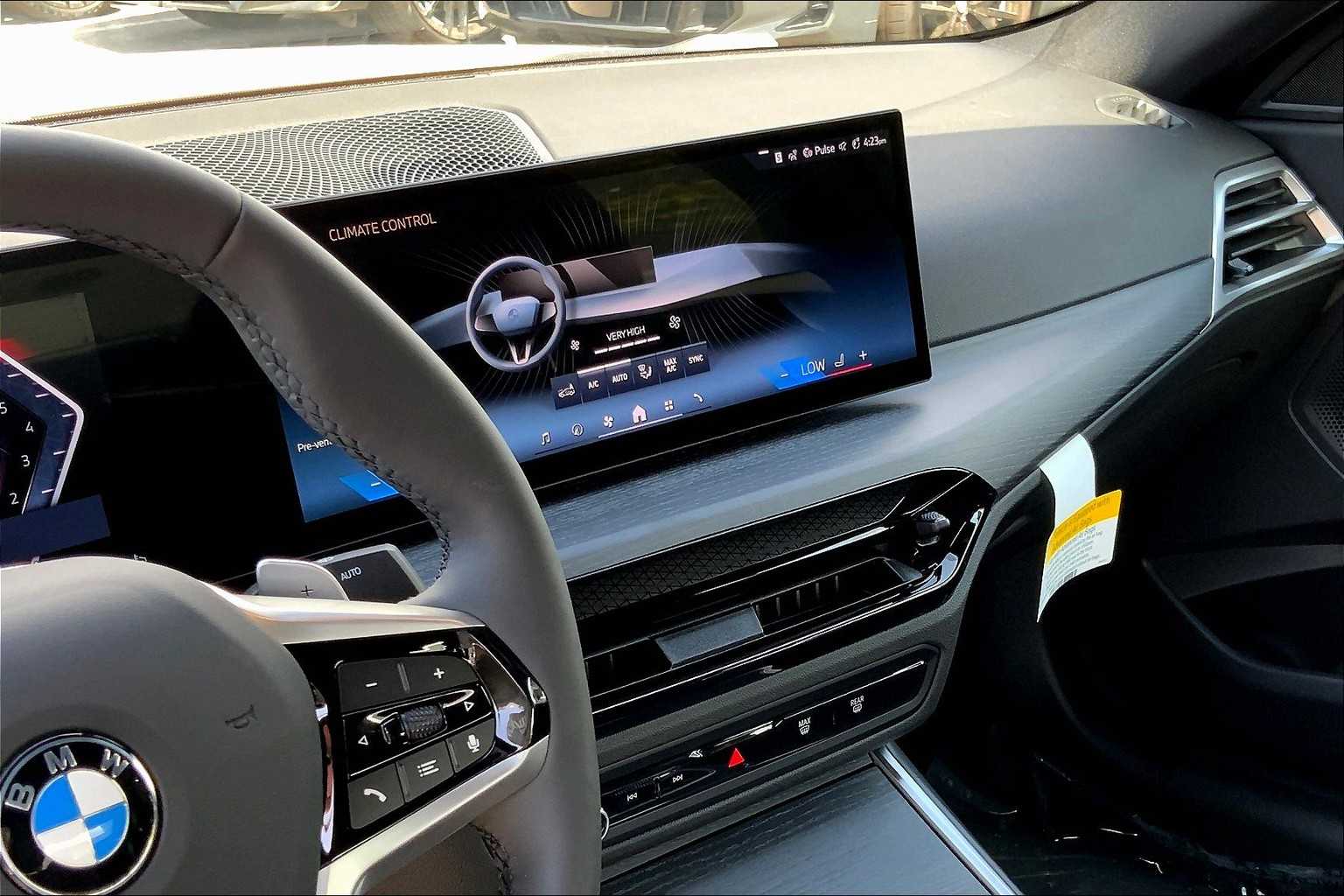 2025 Bmw 230i 230i xDrive photo 6