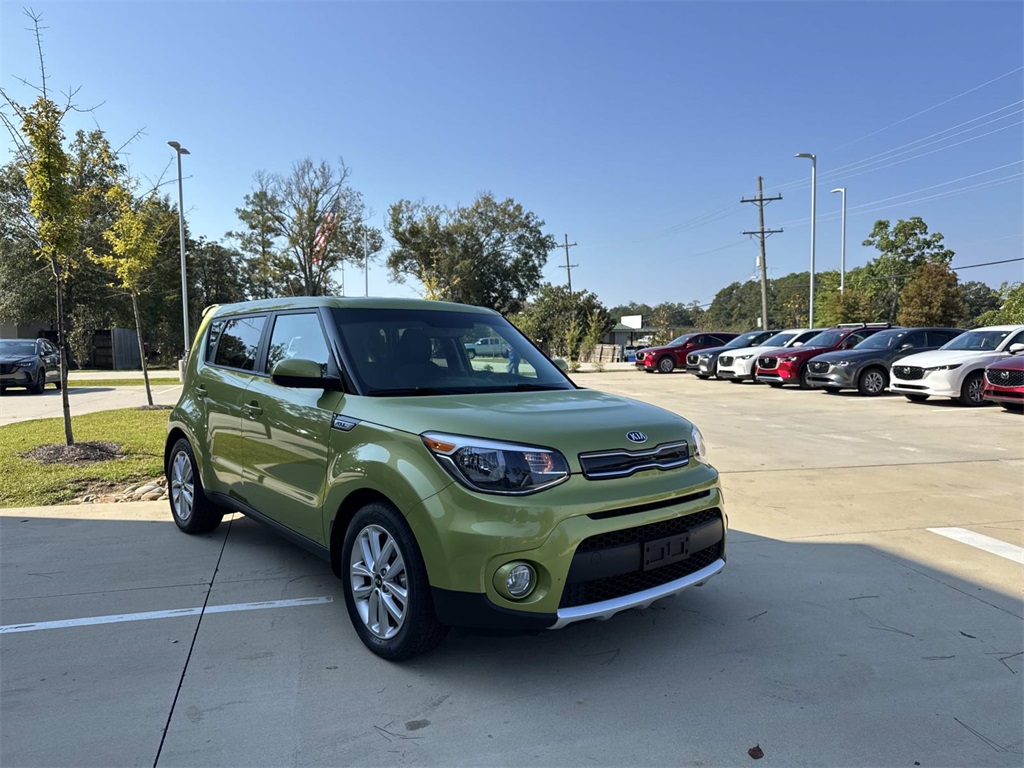 2017 Kia Soul Plus photo 3