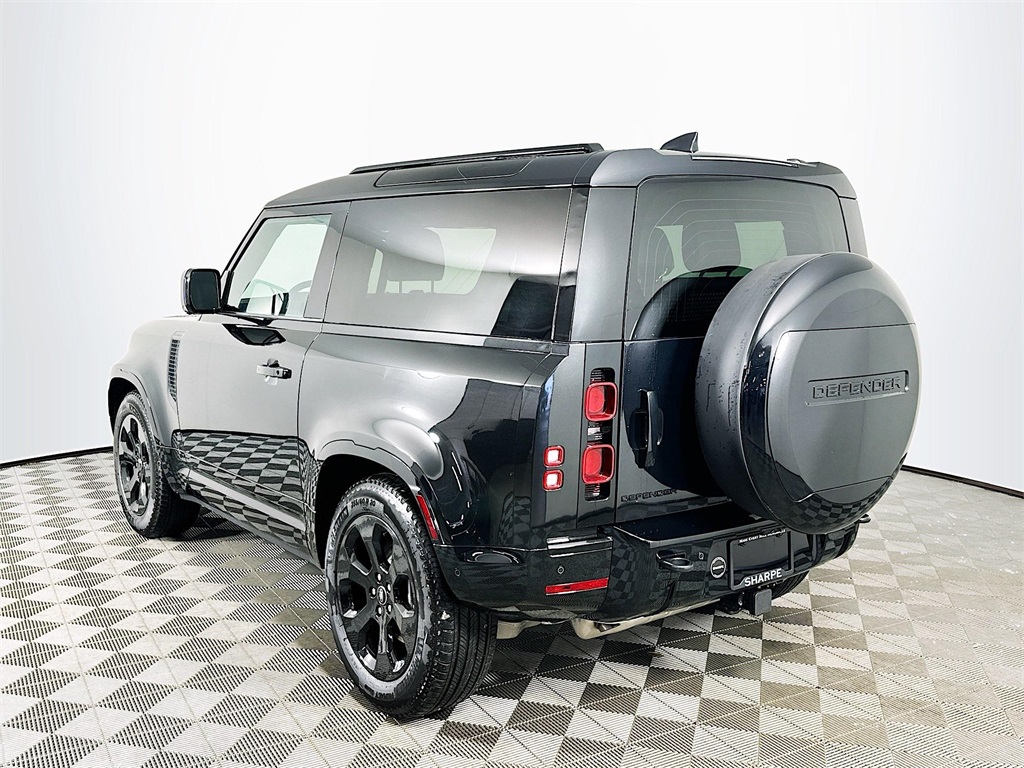 2025 Land Rover Defender 90 X-Dynamic SE photo 7