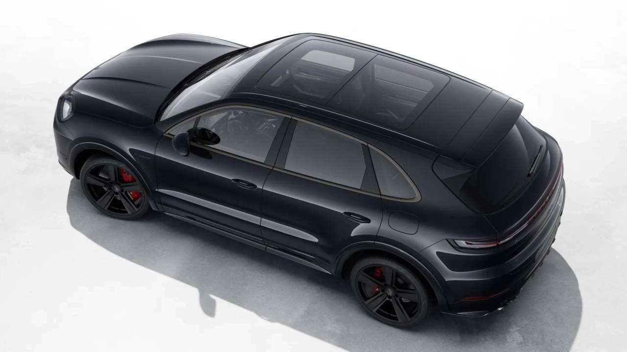 2026 Porsche Cayenne E-Hybrid Turbo photo 4