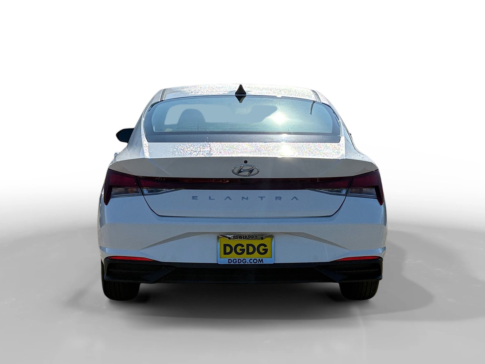 2023 Hyundai Elantra SEL photo 4