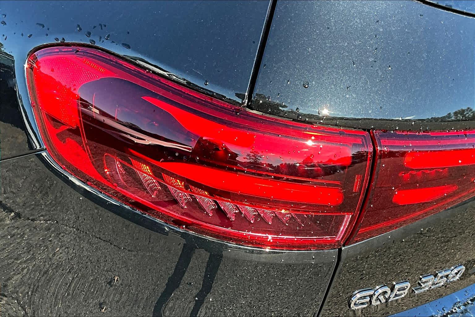 2024 Mercedes Benz EQB 350 4MATIC photo 13