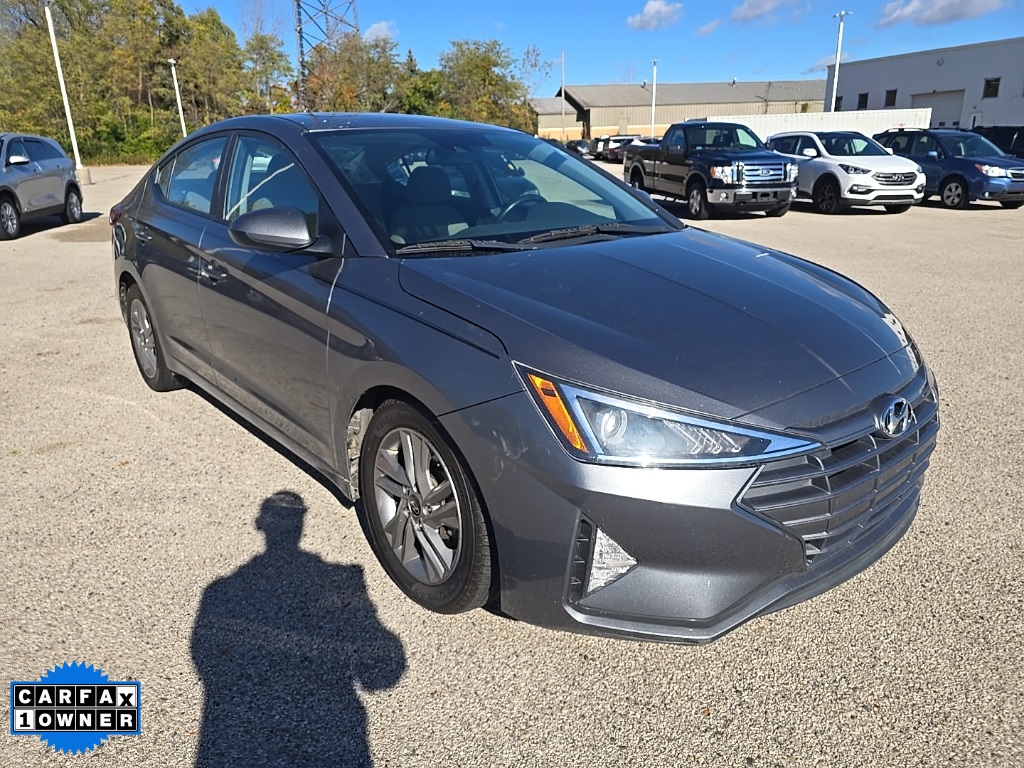 2019 Hyundai Elantra Value Edition photo 2