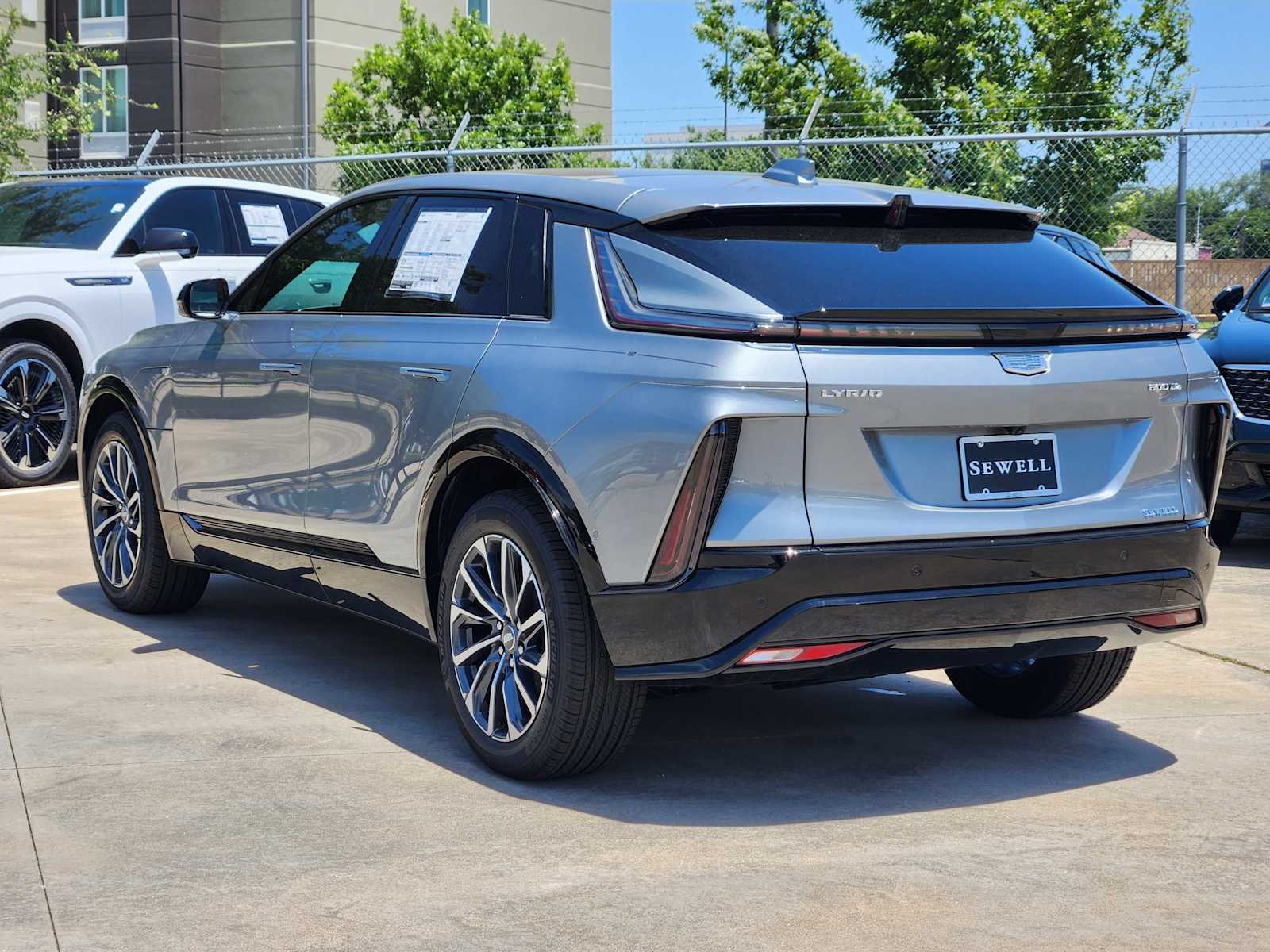 2025 Cadillac Lyriq Sport photo 3