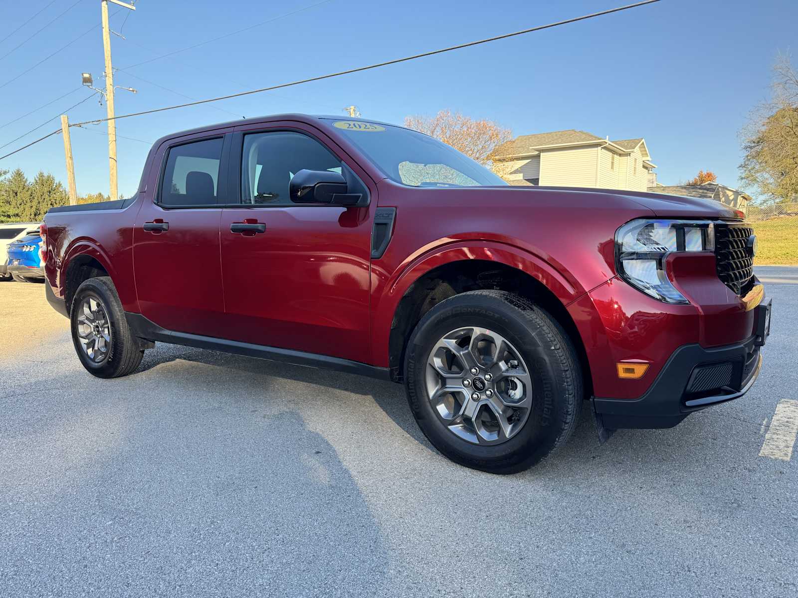 2025 Ford Maverick XLT photo 2