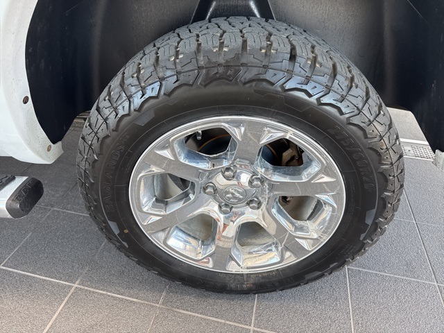 2016 Ram 1500 Laramie photo 3