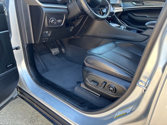 2021 Jeep Grand Cherokee Limited photo 13