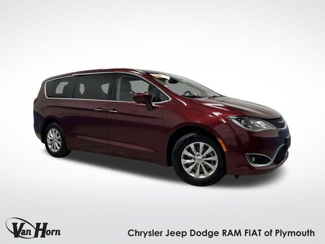 Certified Pre-Owned 2019 Chrysler Pacifica Touring Plus 4D