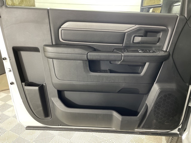 2024 Ram 2500 Tradesman photo 14