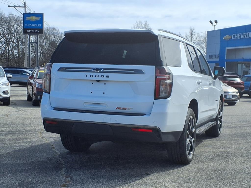2021 Chevrolet Tahoe RST photo 2