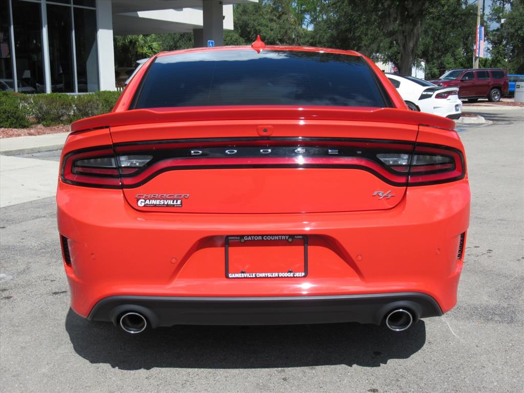 2022 Dodge Charger R/T photo 5