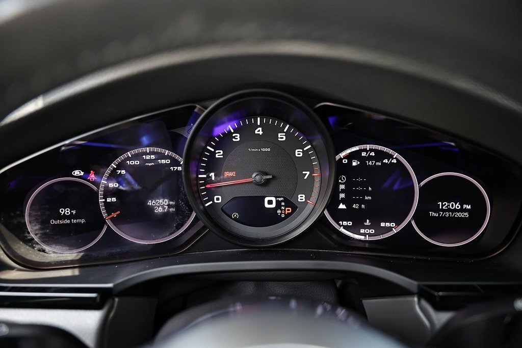 2022 Porsche Cayenne Base photo 33