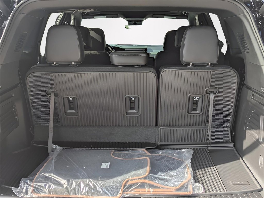 2026 Gmc Acadia AT4 photo 5