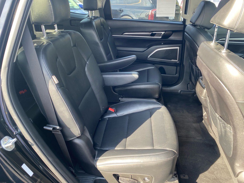 2023 Kia Telluride S photo 25