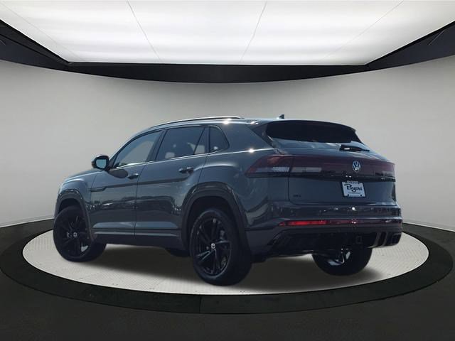 2026 Volkswagen Atlas Cross Sport SEL R-Line photo 4