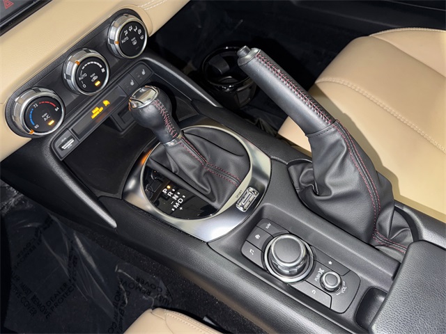 2017 Mazda MX-5 Miata RF Miata Grand Touring photo 22