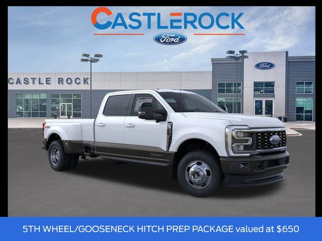 2025 Ford F-350 King Ranch photo 3