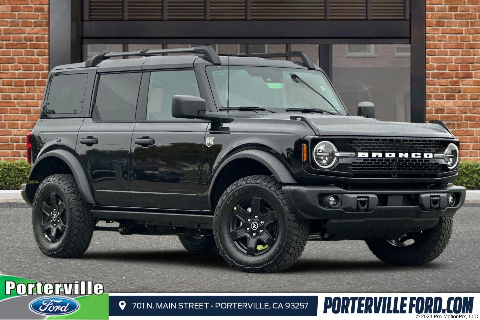 2025 Ford Bronco 4-Door Big Bend's photo