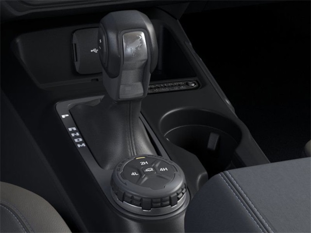2025 Ford Bronco Outer Banks photo 17