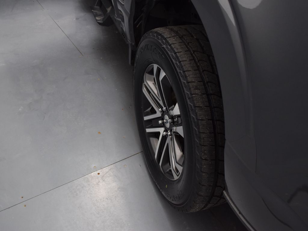 2021 Ford F-150 XLT photo 22