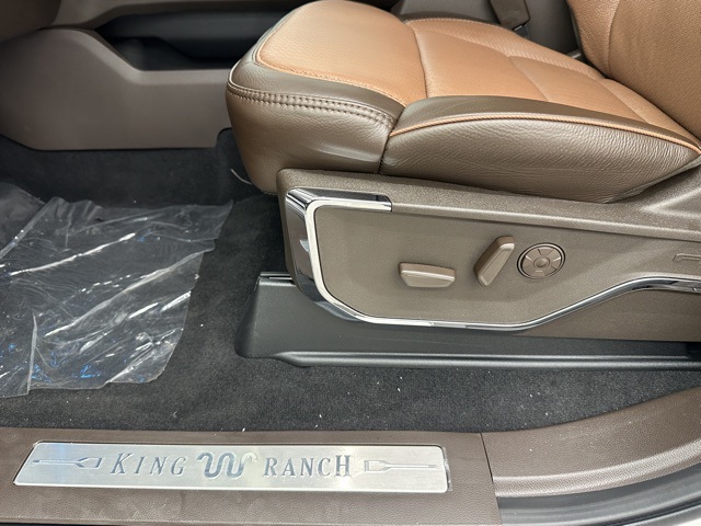 2025 Ford F-350 King Ranch photo 36