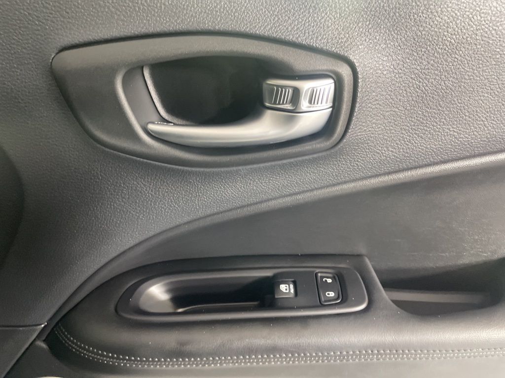 2019 Jeep Compass Altitude photo 12