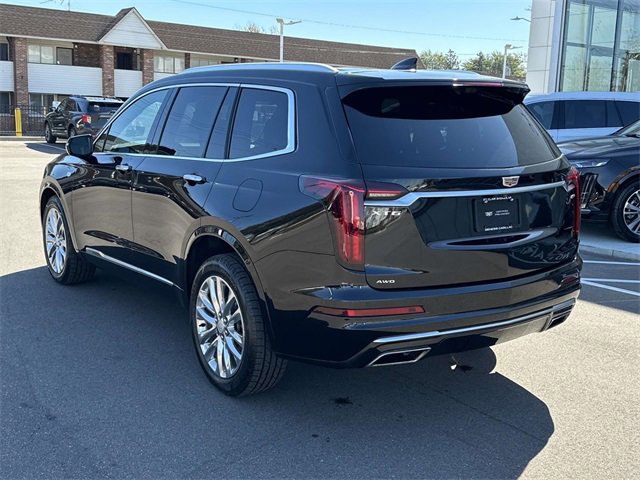 2023 Cadillac XT6 Premium Luxury photo 3