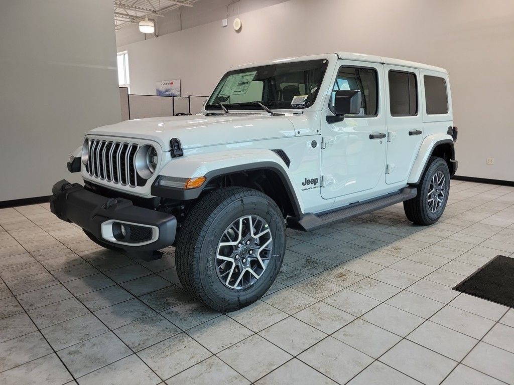 2025 Jeep Wrangler Sahara photo 3