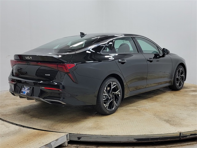 2026 Kia K5 GT-Line photo 4