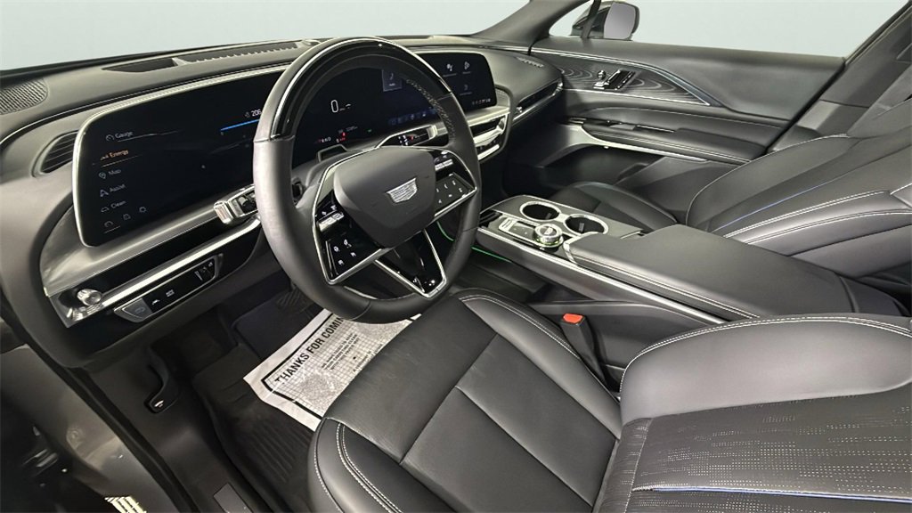 2024 Cadillac Lyriq Luxury photo 18