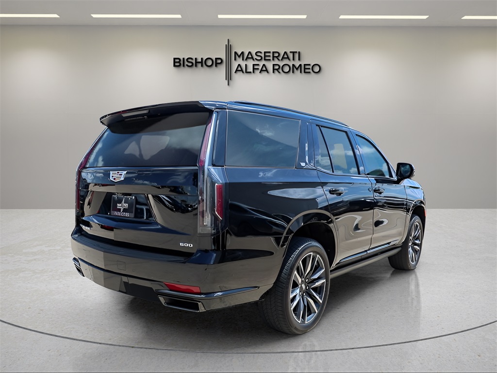 2024 Cadillac Escalade Sport photo 3