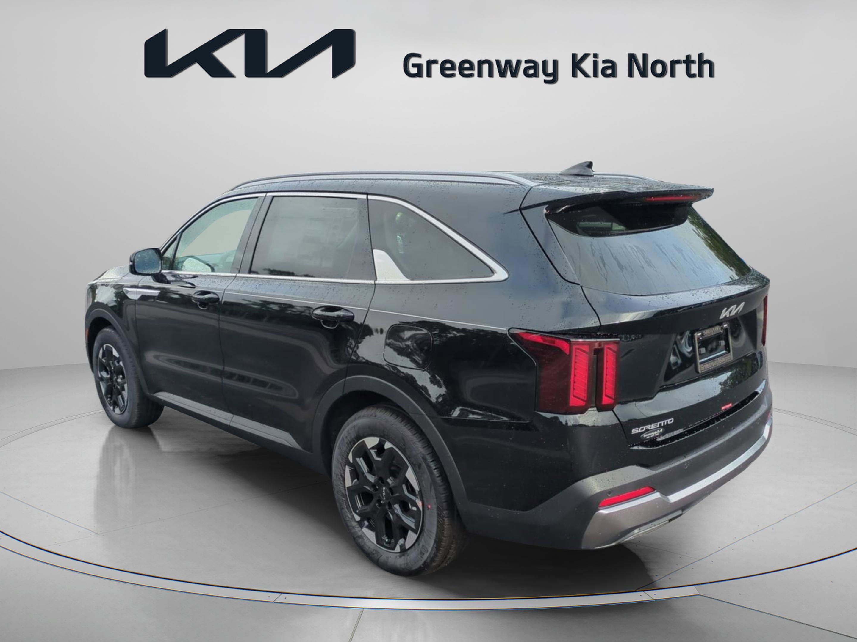 2026 Kia Sorento S photo 4