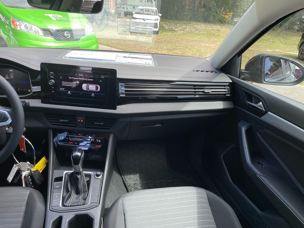 2026 Volkswagen Jetta 1.5T S photo 7
