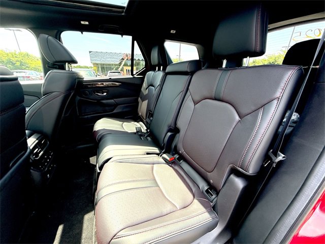 2025 Honda Pilot Black Edition photo 19
