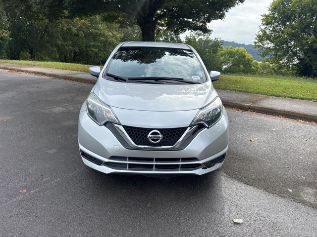 2019 Nissan Versa Note SV photo 2