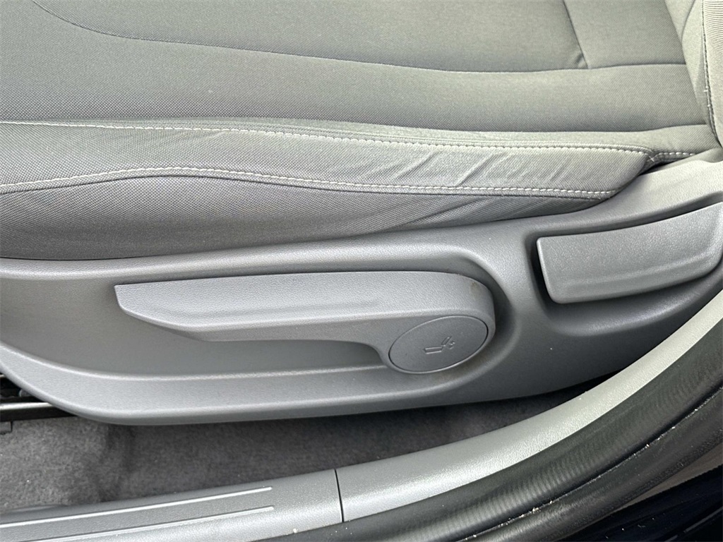 2023 Hyundai Elantra SEL photo 26