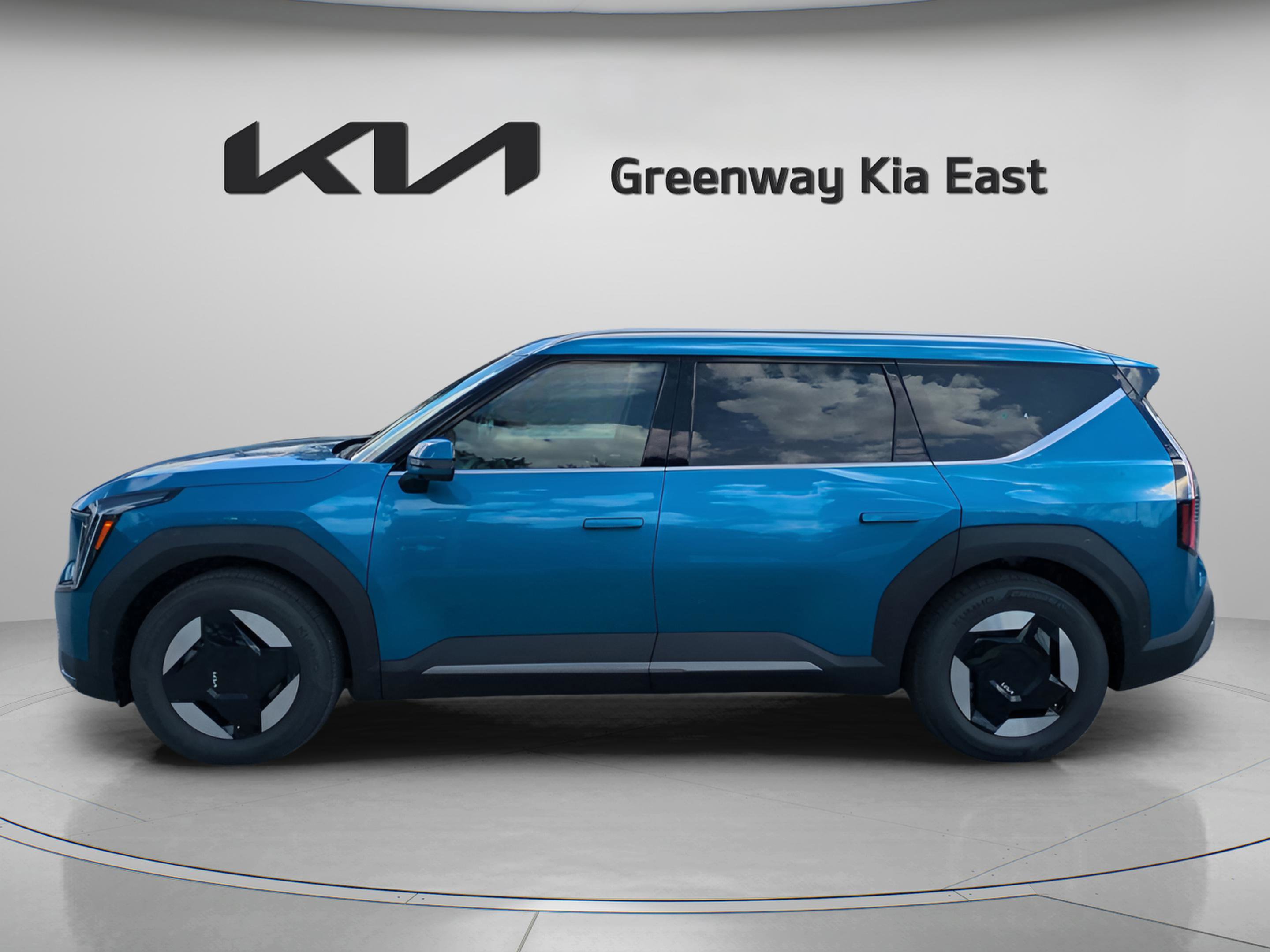 2026 Kia EV9 Wind photo 5