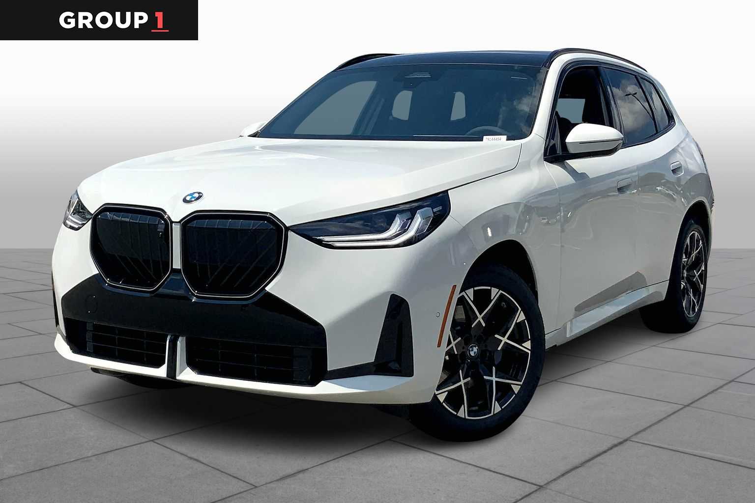 2026 BMW X3 30's photo