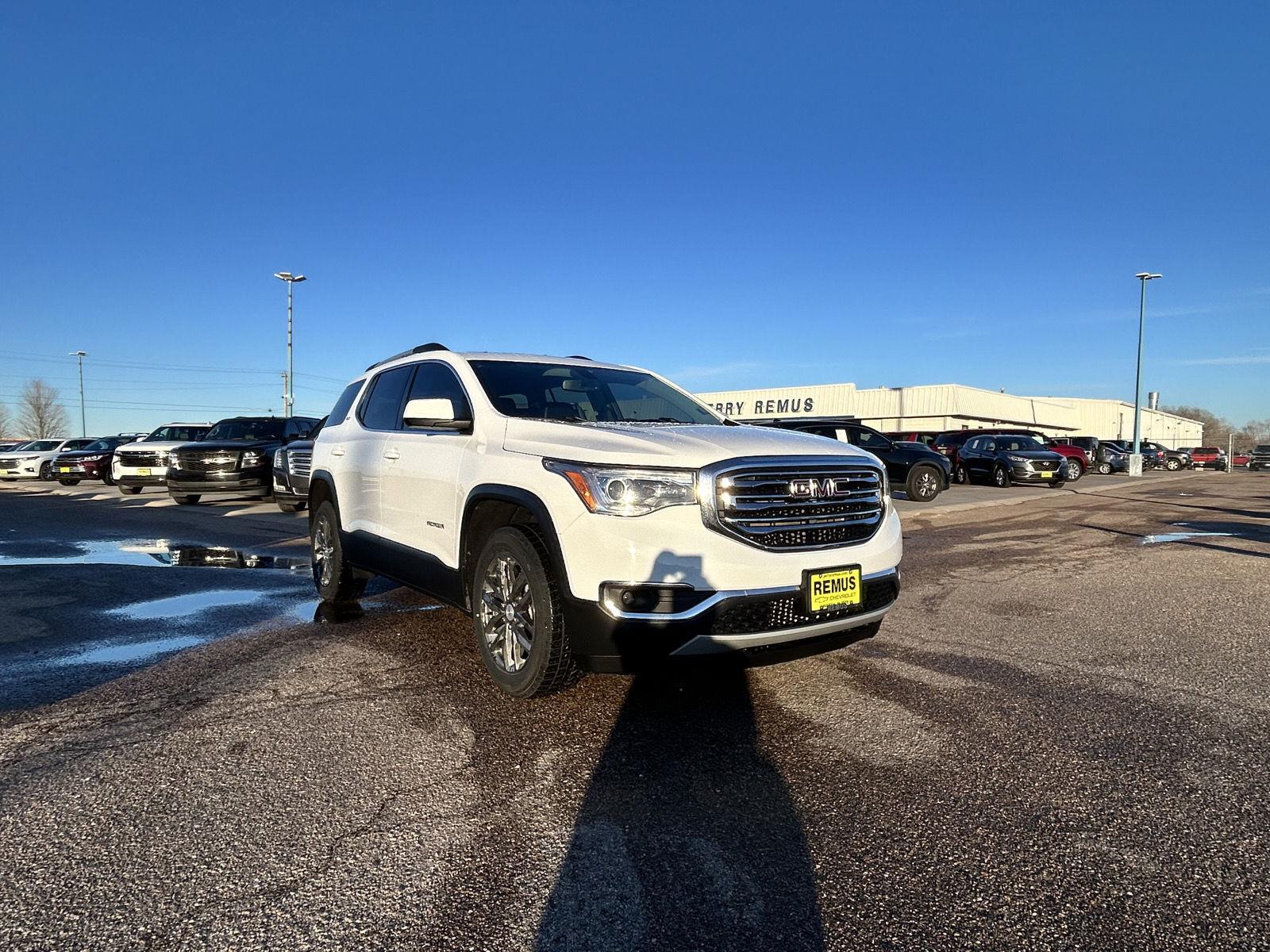 2019 GMC Acadia SLT-1