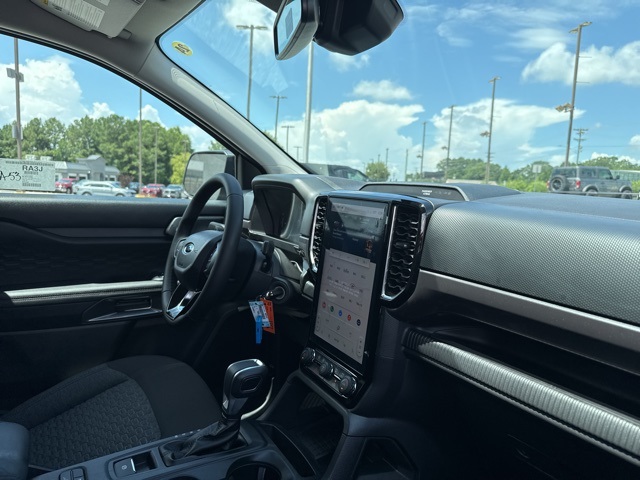 2025 Ford Ranger XLT photo 15