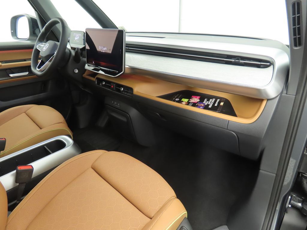 2025 Volkswagen ID. Buzz Pro Plus photo 18