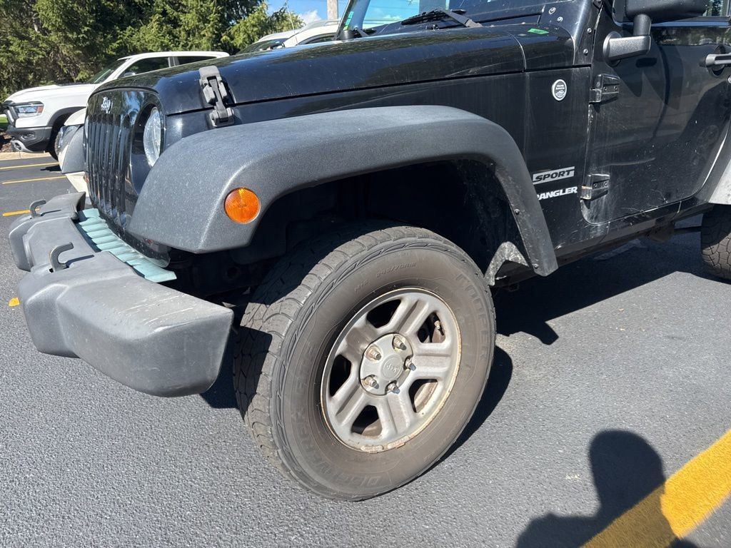 2010 Jeep Wrangler Sport photo 3