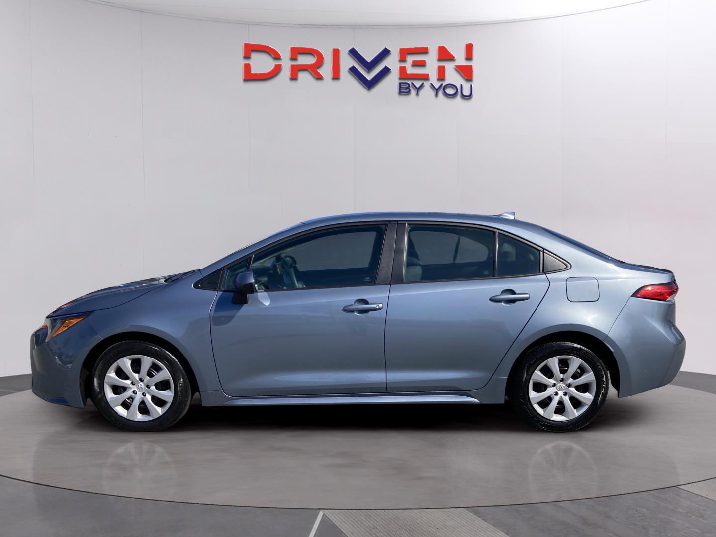 2023 Toyota Corolla LE photo 4