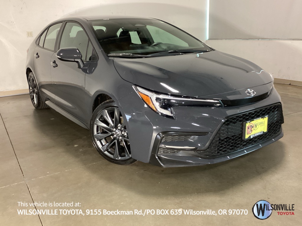 2024 Toyota Corolla SE's photo