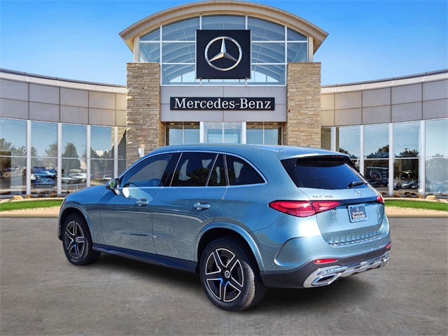 2026 Mercedes Benz GLC 300 4MATIC photo 2