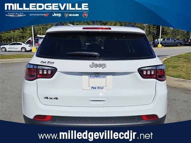 2026 Jeep Compass Latitude photo 4